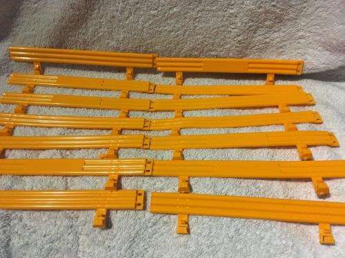 14 x Orange Scalextric Crash Barriers 1:32 Scale - As New