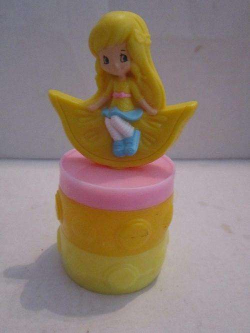 McDonalds - Strawberry Shortcake Lemon Meringue 2012