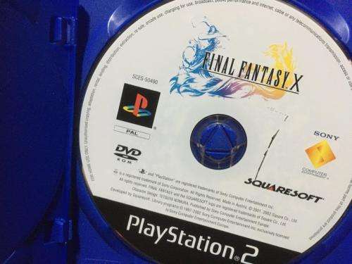 PS2 - Final Fantasy X c/w Bonus DVD Disc