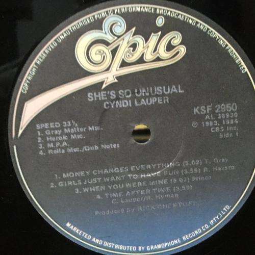 LP - Cyndi Lauper She's Unusual