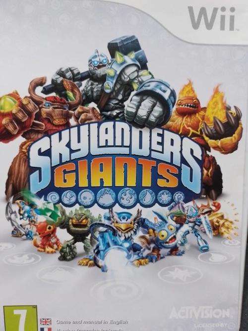 Wii - Skylanders Giants