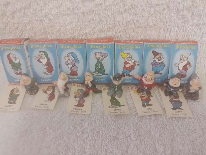 Vintage Disneykins Seven Dwarfs Boxed