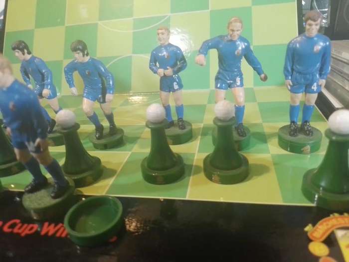 Manchester United RARE Champions Chess Set 1968 VS 1999 European Winners Boxed - Official Merchandis