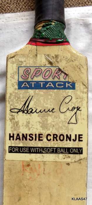 HANSIE CRONJE - SPORT ATTACK - CRICKET BAT (FOR USE WITH SOFT BALL ONLY)