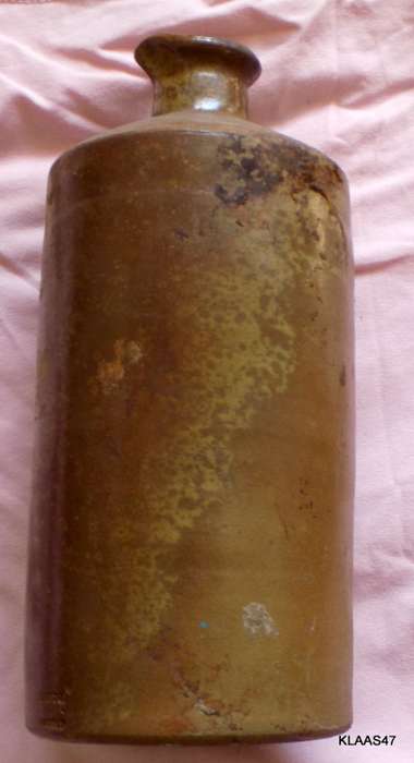 Vintage - Watt and Watt Ltd - Large Stoneware Ink Bottle