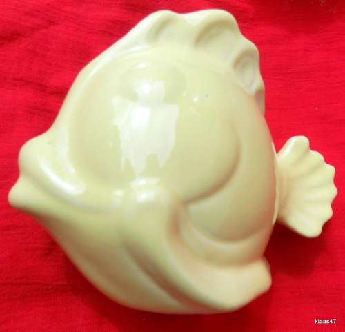 Lucia - #2202 - Fish Vase - Yellow - 11cm High - 15cm Long