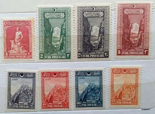 Turkey - 1926 - Turk Postalari - 8 Unused previously hinged stamps