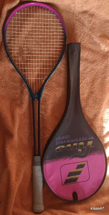 Fino (USA) Cobra - Squash Racket - With Cover