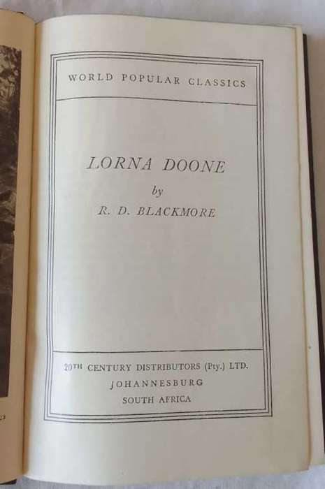Lorna Doone - R D  Blackmore - Small Hardcover (undated)