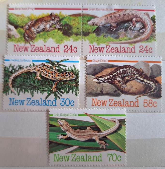 New Zealand 1984 Endangered Species Set of 5 Unused Hinged stamps