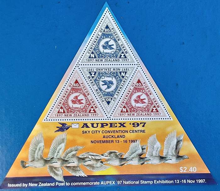 New Zealand 1997 Aupex Exhibition Triangular Unused Miniature Sheet