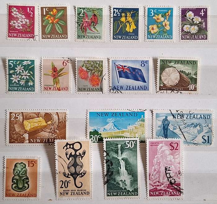 New Zealand 1967 Decimal Pictorials Set of 18 Used stamps