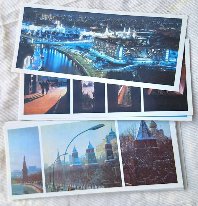 The Moscow Kremlin: Walls and Towers 18 Picture Cards in Folder Olympiad-80