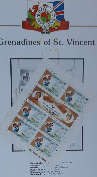 Official Royal Wedding 1981 Album Page GRENADINES OF ST. VINCENT with Mint Sheetlet of 6x50c stamps