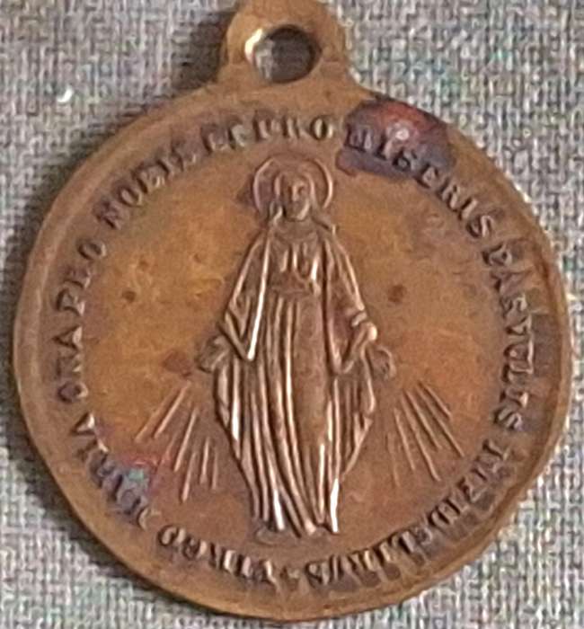 Vintage French Virgin Mary religious medal 1900s in brass