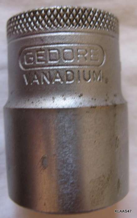 GEDORE - SOCKET - VANADIUM - D19 - NO.20