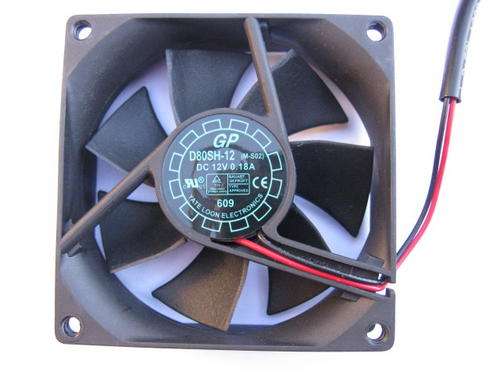 DC ELECTRONIC FAN  12Vdc 0.18A  8cm SQ  22mm DEPTH NEW NEW (**USED IN COMPUTERS**BILTONG DRIER**