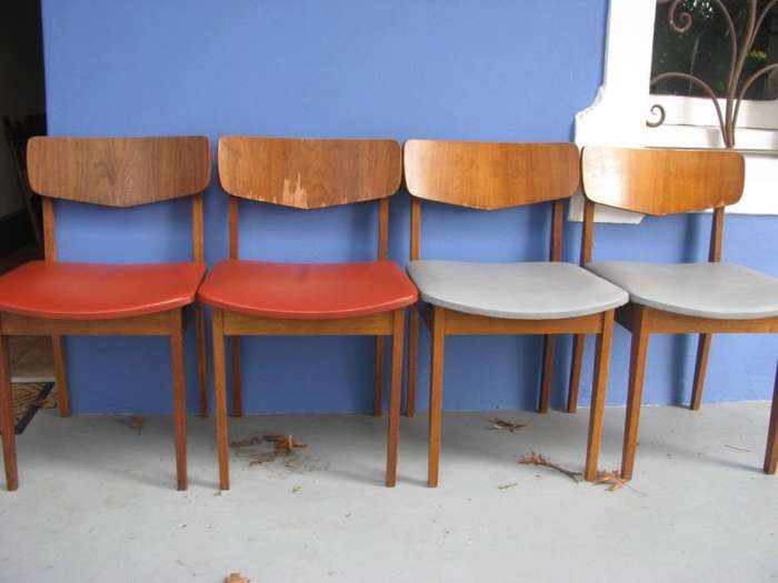 4 retro chairs