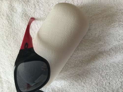 Ladies Genuine oakley sunglasses