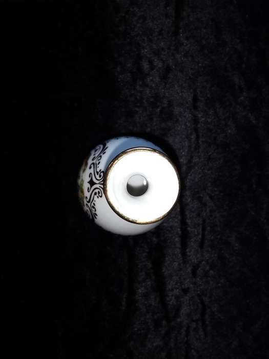 Ornament-Vase -SEVE -AVEC PATES ET EMAUX DE LIMOGES