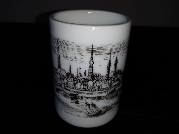 Cup-ROYAL PORZELLAN-BAVARIA-K P M-GERMANY