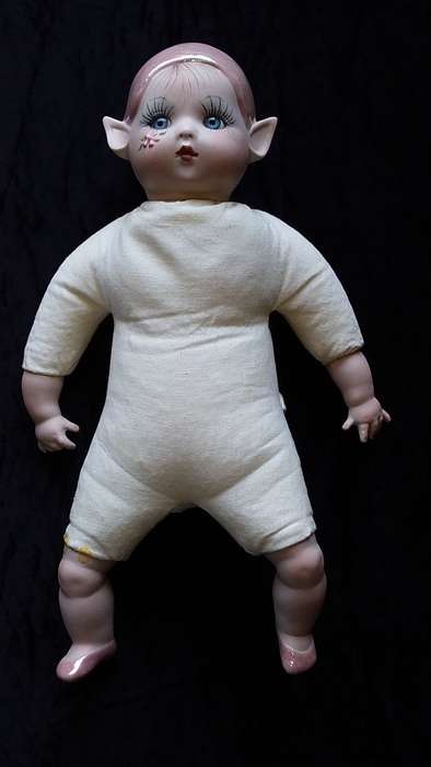 Kay McKee 1986 Pixie Doll. Pink. Very collectable Marked Bell Ceramics