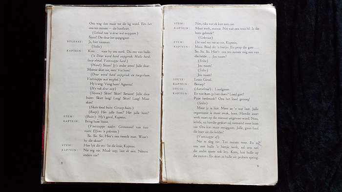Book- N.P. Van Wyk Louw- Die Held-1971-37 Pages