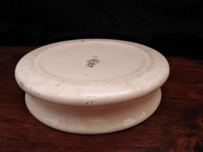 Royal Doulton Nursery bowl, `Peter Piper picked a peck of pickled pepper`, 15cm Diameter
