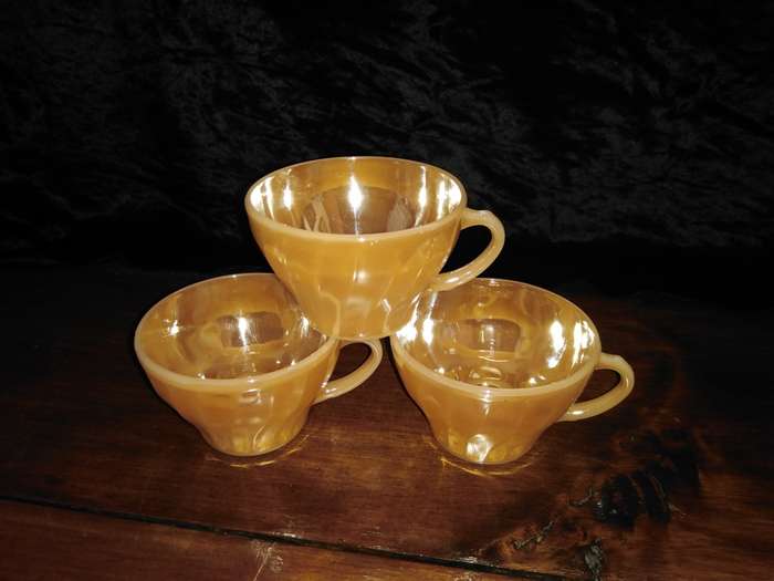 Fire-King Glass 1950s Vintage Anchor Hocking Peach Lusterware 3 x Teacups