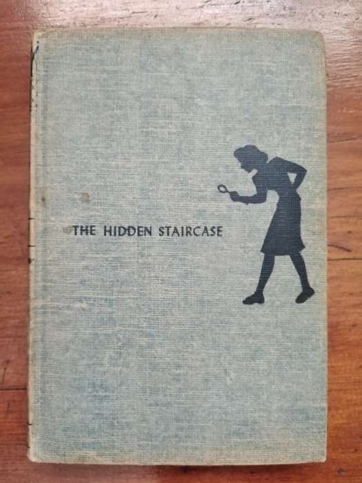 The Hidden Staircase - Carolyn Keene. Nancy Drew - 1930 214 pages No Dust Jacket