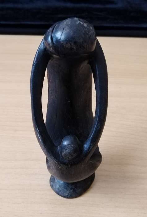 Wood carving of Mother and Child 14cm High