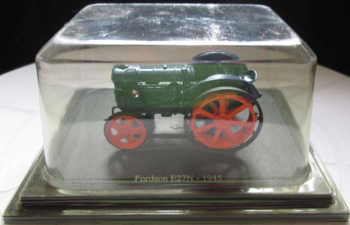Scale Model-Tractor-Fordson E27N-1945-Blue