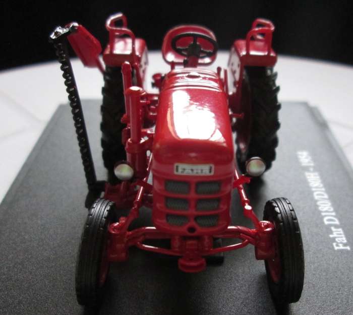 Scale Model-Tractor-Fahr D180/D180H-1954-Red