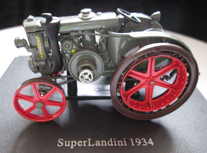 Scale Model-Tractor-Super Landini-1934