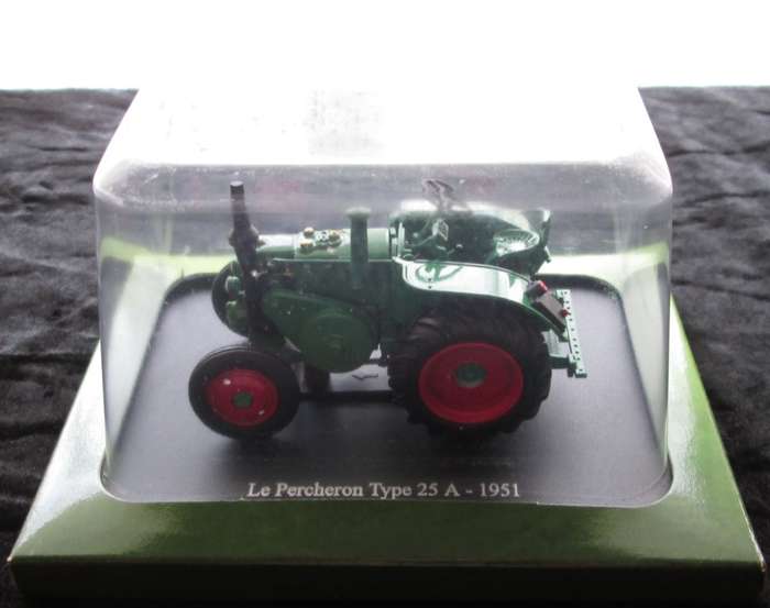 Hachette Partworks-Scale Model-Tractor-Le Percheron Type 25A-1951
