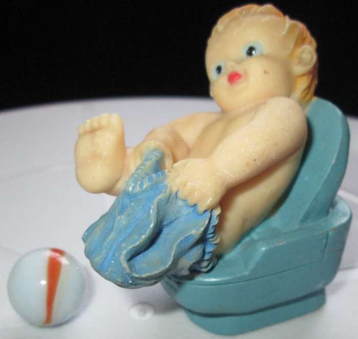Collectables/Ornament/Figurine/Miniature Baby