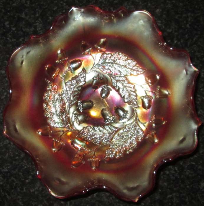Home Decor-Carnival Glass-Bowl-Acorn/Fenton Glass -Good Condition