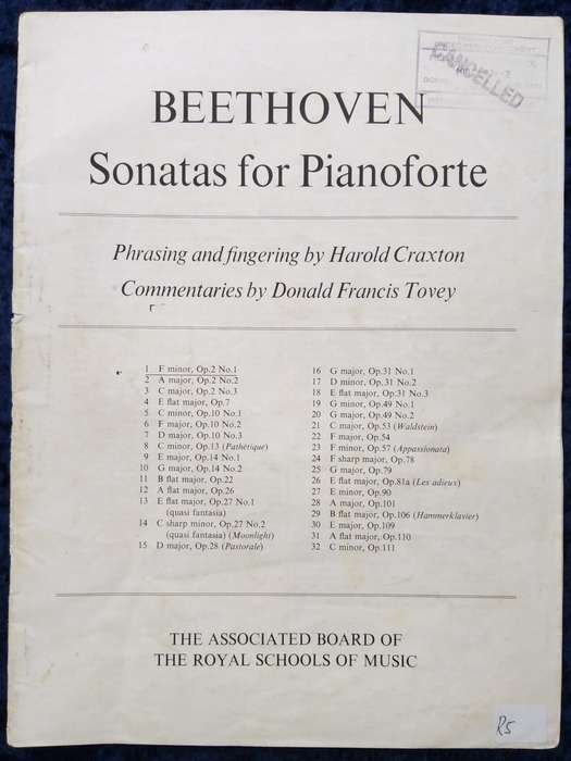 Book-Beethoven Sonatas for Pianoforte