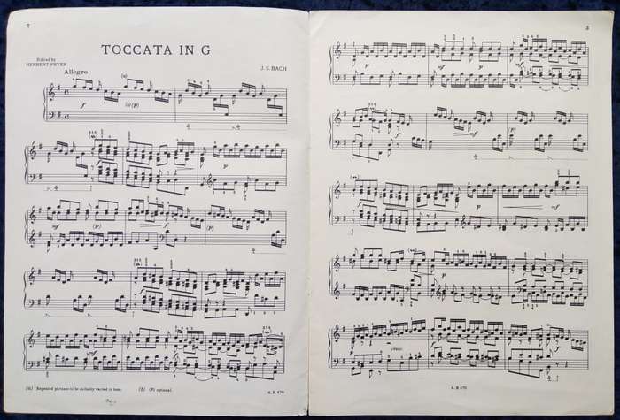 Book-Classical and Standard Pianoforte Music/Bach Toccata in G BWV916