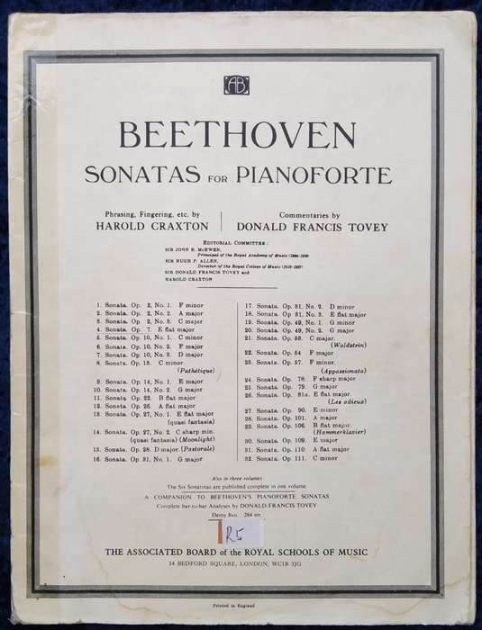Book-Beethoven Sonatas for Pianoforte