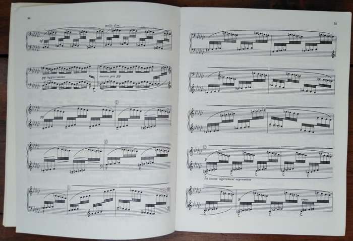 Book-Claude Debussy Douze Etudes Complete Pour Piano Seul /Edition Originale