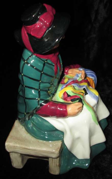 Collectable Home Decor-Royal Doulton Figurine-Silks and Ribbons H. N. 2017 COPR 1948