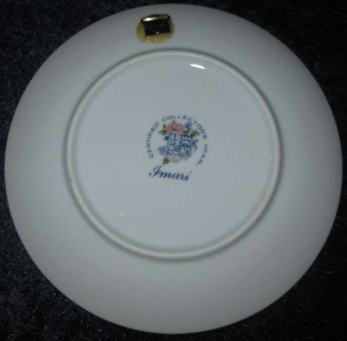 Home Decor-Display Item-Certified Collectors Imari Plate of 16cm Diameter