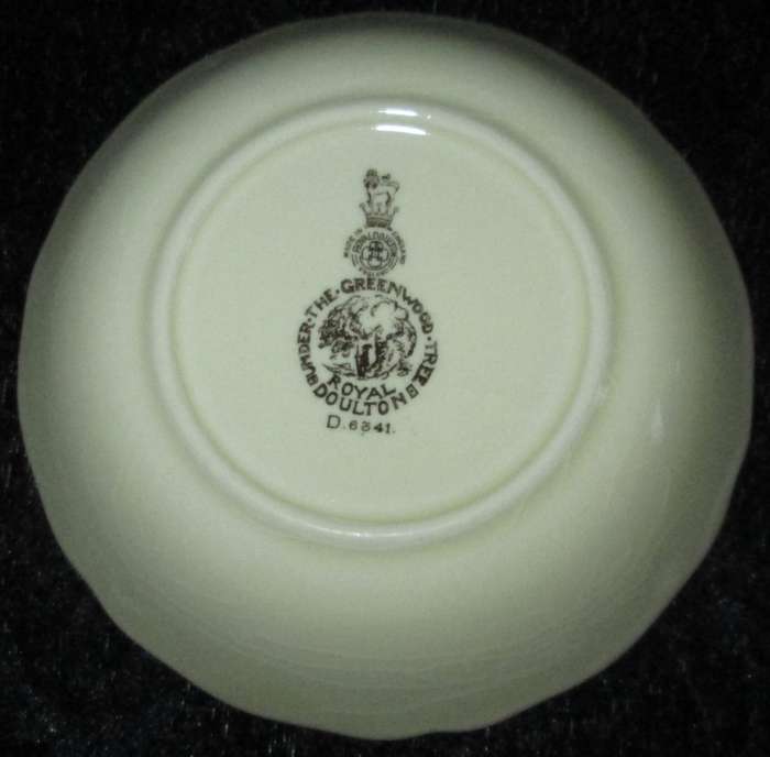 Home Decor-Wall Decor-Royal Doulton Small Bowl-Under the Greenwood Tree D6341
