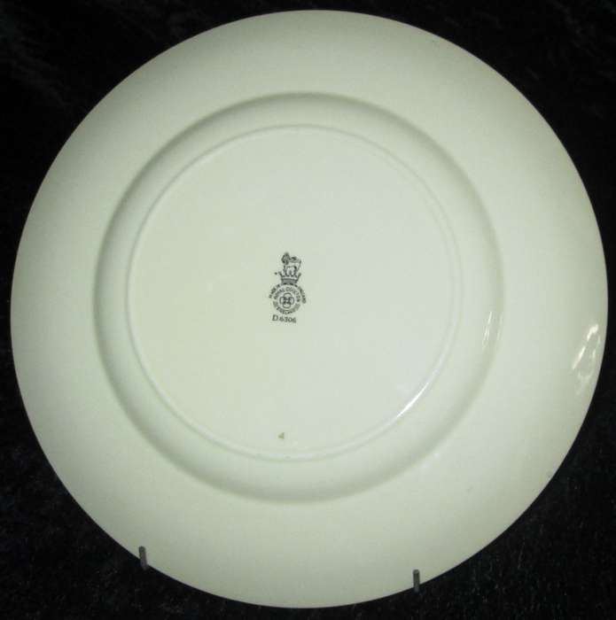 Wall Decor-Royal Doulton Plate-DICKENS D6306