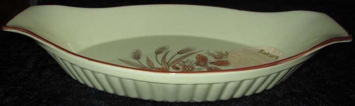Home & Living-Kitchen ware-SAKURA Stoneware Dish Made in Japan. Brand new