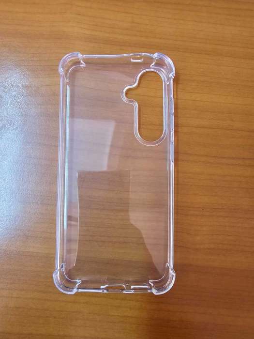 Samsung S24 clear cover