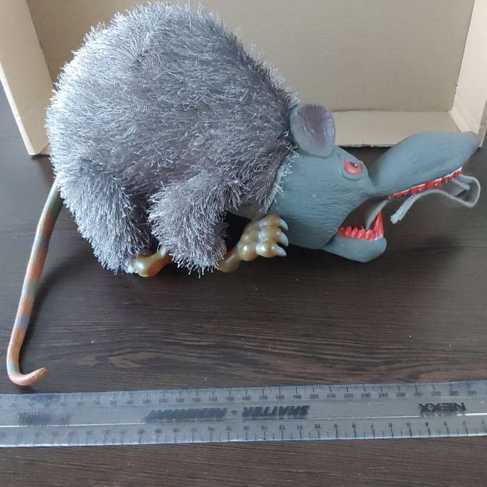 2 x Large Animatronic Attack Rats Halloween