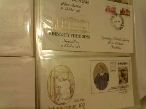 VERY CLEAN MIXED FIRST DAY COVERS IN FLIP FILE, SOME WITH MINISHEETS- SEE ALL SCANS.