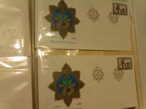 VERY CLEAN MIXED FIRST DAY COVERS IN FLIP FILE, SOME WITH MINISHEETS- SEE ALL SCANS.